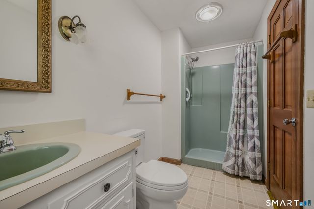 12 Meadow Lane, Chester, CT 06412