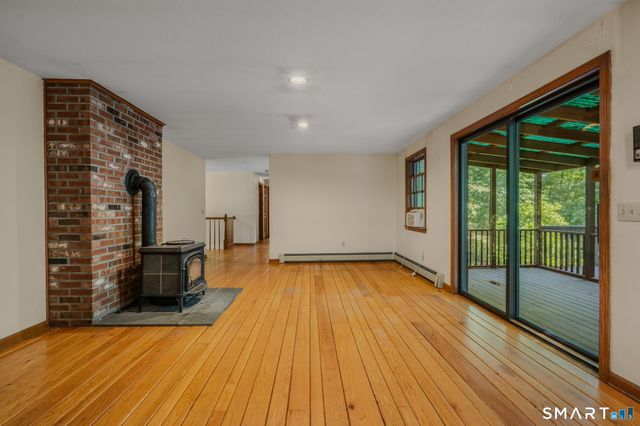 12 Meadow Lane, Chester, CT 06412