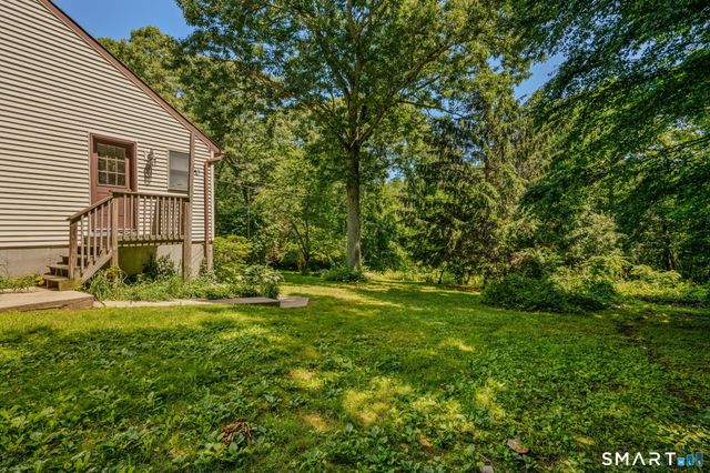 12 Meadow Lane, Chester, CT 06412