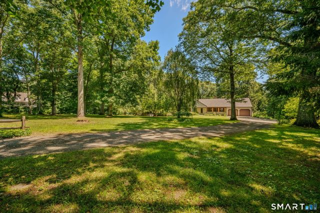 12 Meadow Lane, Chester, CT 06412