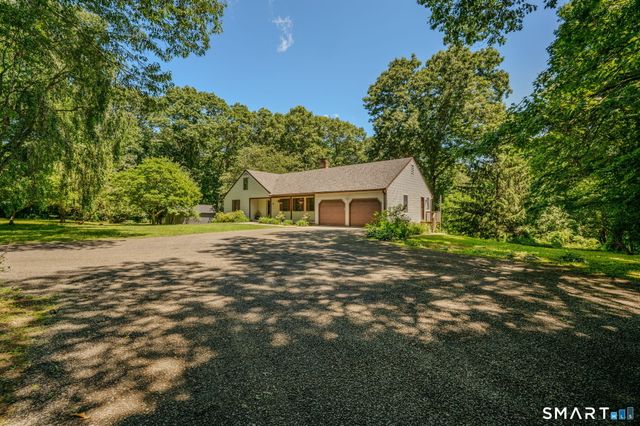 12 Meadow Lane, Chester, CT 06412