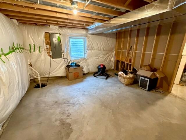 7614 E 120th Place, Crown Point, IN 46307