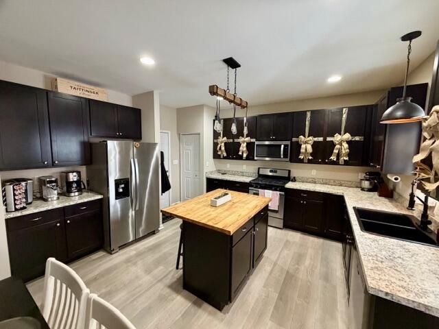 7614 E 120th Place, Crown Point, IN 46307