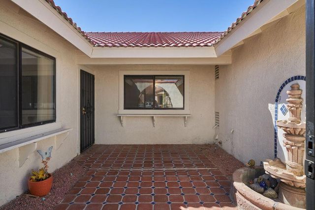 9641 Siwanoy Drive, Desert Hot Springs, CA 92240