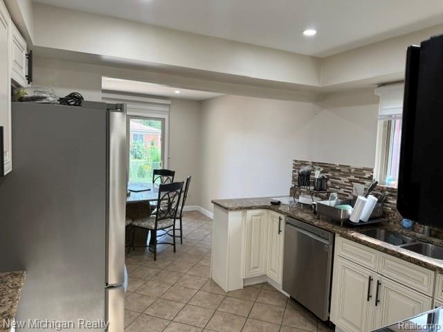 4966 Peachtree Drive, Sterling Heights, MI 48310