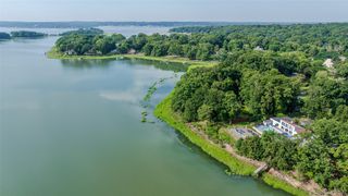 20 Bevin Road, Northport, NY 11768