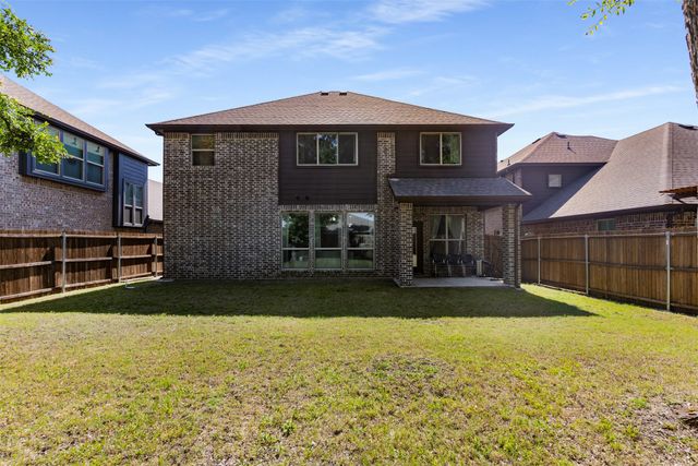 535 Svenson Lane, Lavon, TX 75166