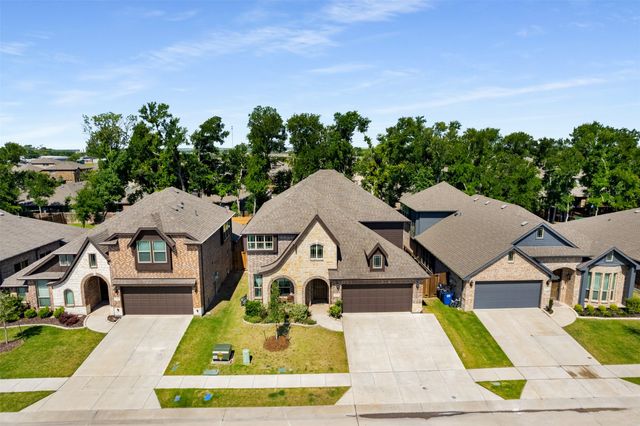 535 Svenson Lane, Lavon, TX 75166