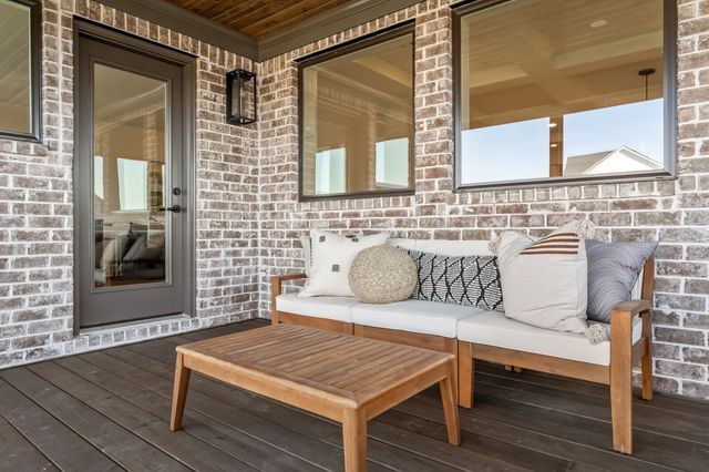 5170 High Park Hill Drive, Arrington, TN 37014