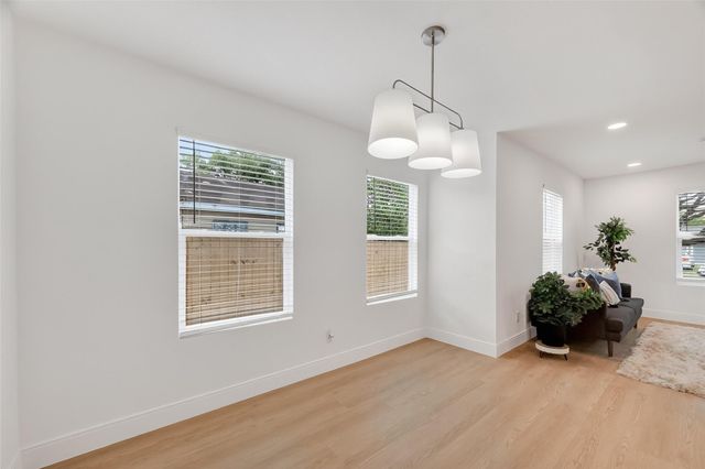 6622 Moss Rose Street, Houston, TX 77087