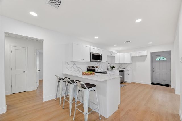 6622 Moss Rose Street, Houston, TX 77087