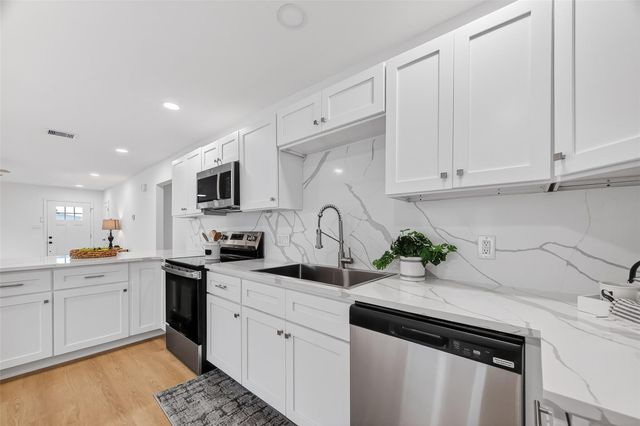 6622 Moss Rose Street, Houston, TX 77087