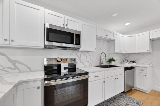 6622 Moss Rose Street, Houston, TX 77087