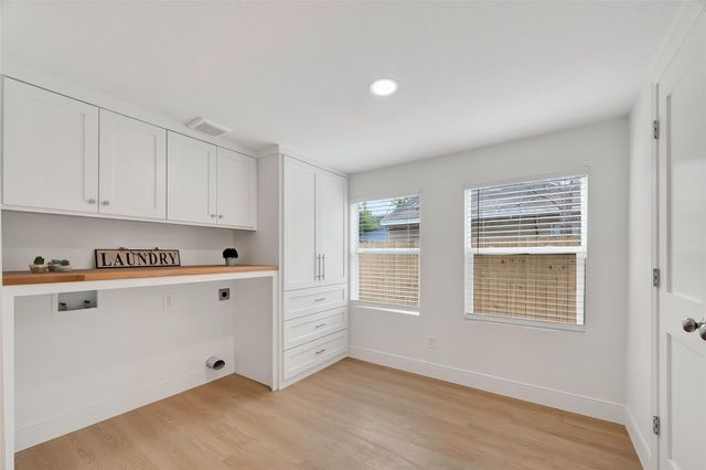 6622 Moss Rose Street, Houston, TX 77087