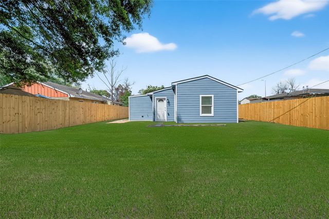 6622 Moss Rose Street, Houston, TX 77087