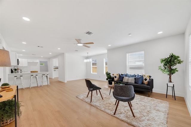 6622 Moss Rose Street, Houston, TX 77087