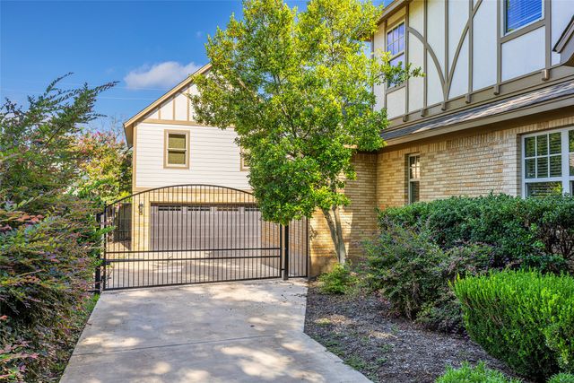 2532 Greene Avenue, Fort Worth, TX 76109