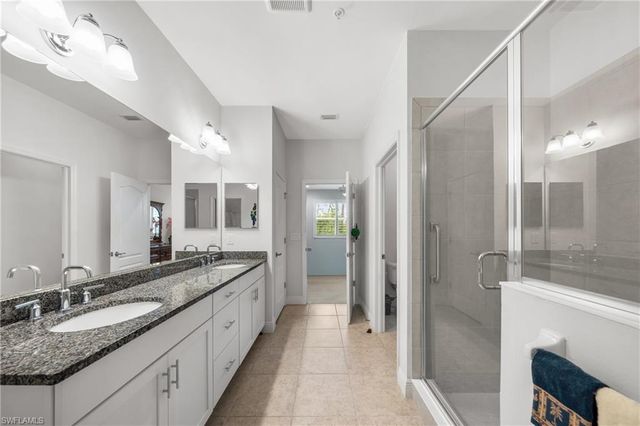 6981 Avalon CIR 1208, Naples, FL 34112