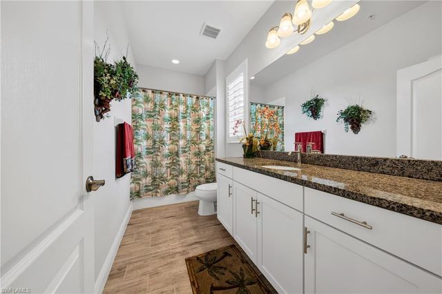 6981 Avalon CIR 1208, Naples, FL 34112