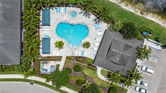 6981 Avalon CIR 1208, Naples, FL 34112