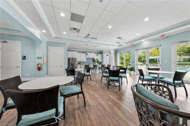 6981 Avalon CIR 1208, Naples, FL 34112