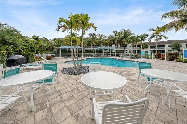 6981 Avalon CIR 1208, Naples, FL 34112