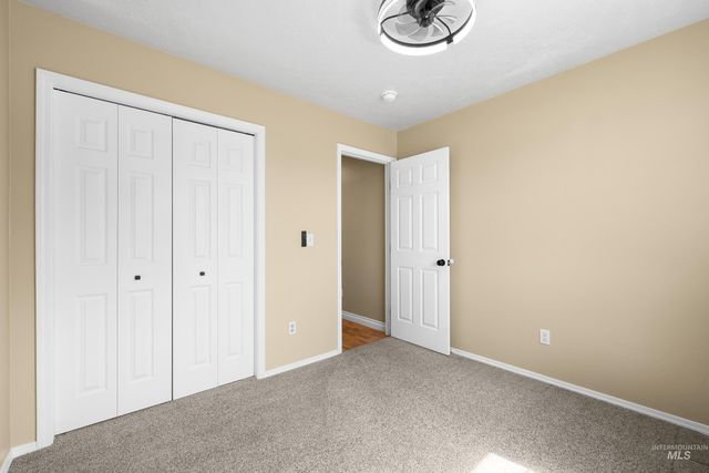 2016 W Curlew Street, Nampa, ID 83651