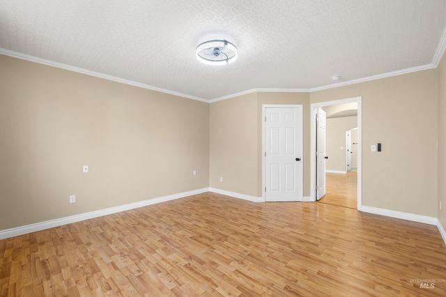 2016 W Curlew Street, Nampa, ID 83651