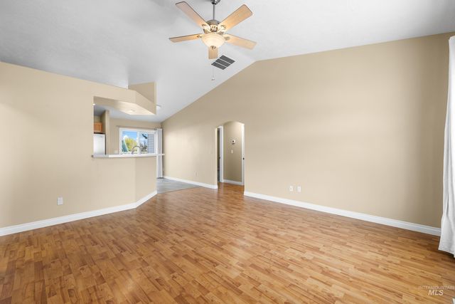 2016 W Curlew Street, Nampa, ID 83651