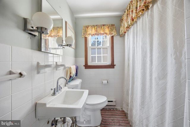 106 25TH, Beach Haven, NJ 08008