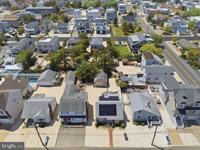 106 25TH, Beach Haven, NJ 08008