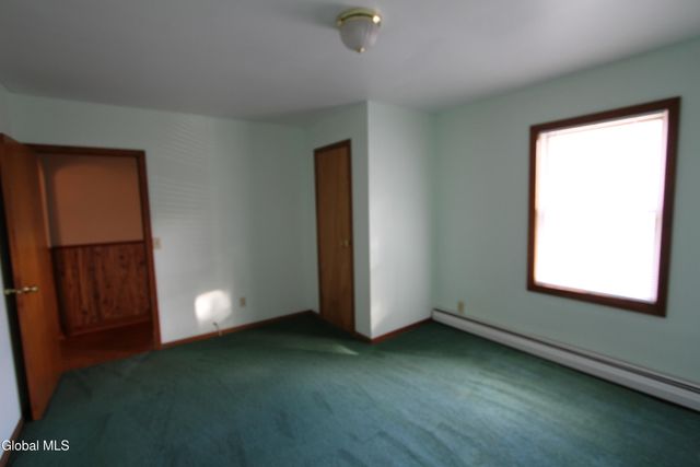 15 Pawling Avenue, Halfmoon, NY 12118