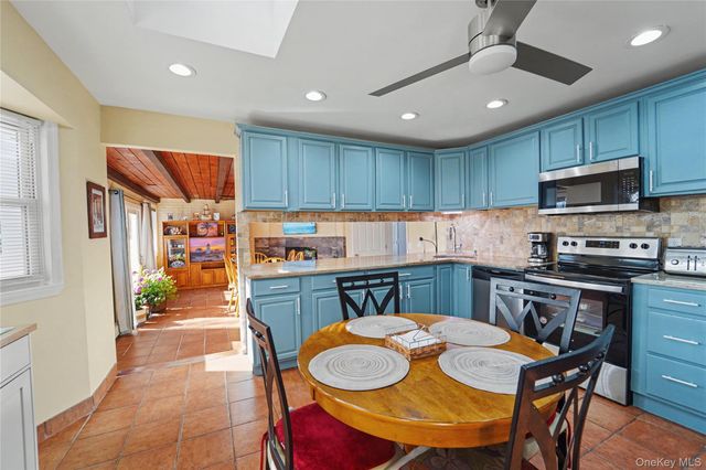 21 Francisco ave Francisco ave, Central Islip, NY 11722