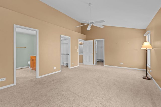 5 Talcott Avenue, Crystal Lake, IL 60014