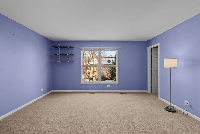 5 Talcott Avenue, Crystal Lake, IL 60014