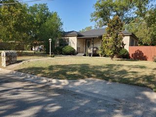 509 Bryan Street, Weatherford, TX 76086
