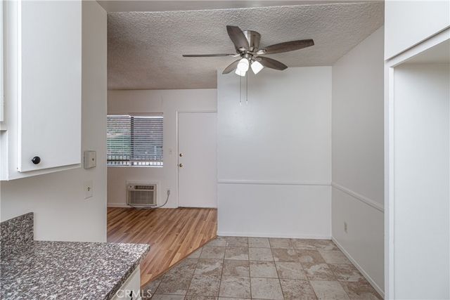 2310 Washington F, Burbank, CA 91504