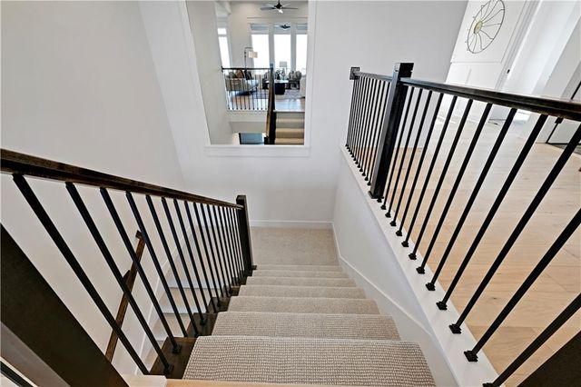 22164 W 94th Terrace, Lenexa, KS 66220