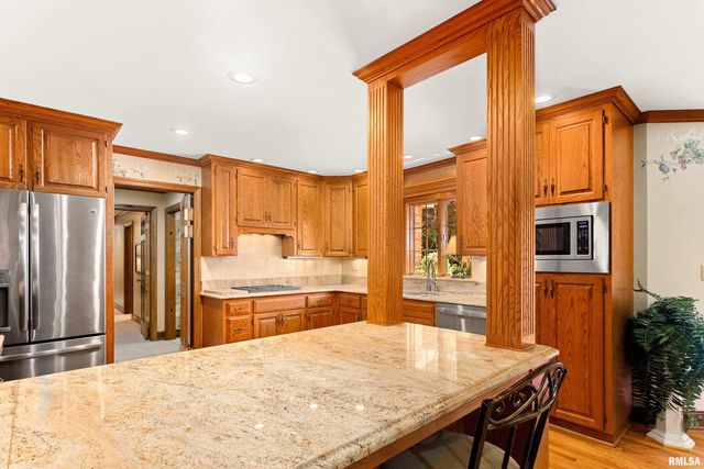 234 W WINDFLOWER Way, Dunlap, IL 61525