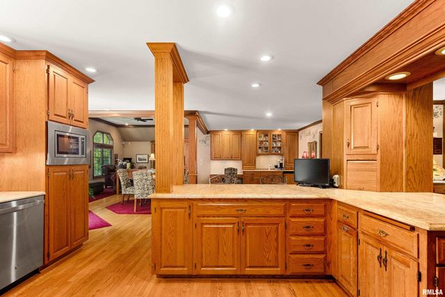 234 W WINDFLOWER Way, Dunlap, IL 61525