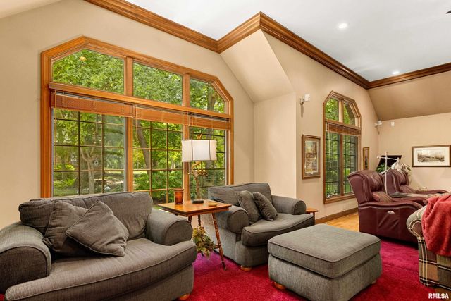 234 W WINDFLOWER Way, Dunlap, IL 61525