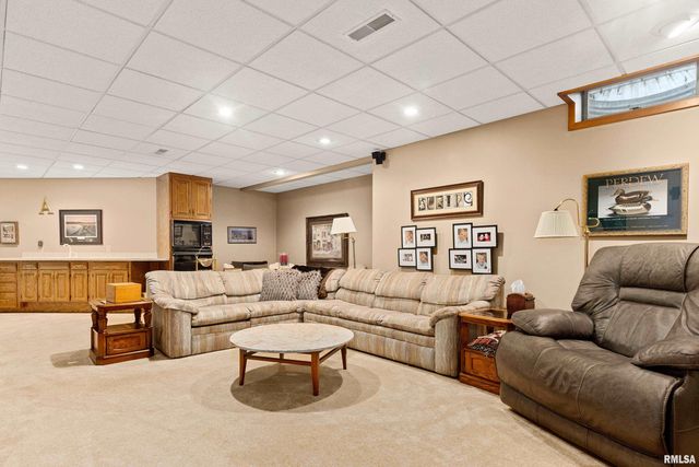234 W WINDFLOWER Way, Dunlap, IL 61525