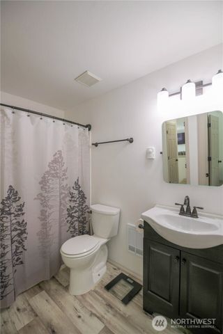 21502 148th Street E, Bonney Lake, WA 98391