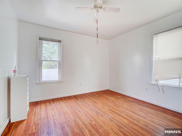 147 Huntington Terrace 143, Newark, NJ 07112