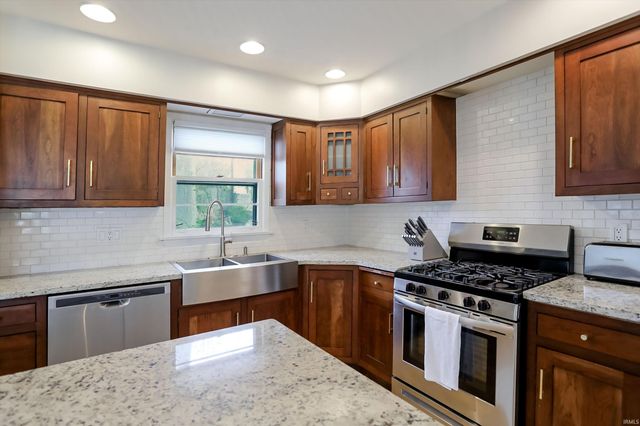 1601 E Ruby Lane, Bloomington, IN 47401