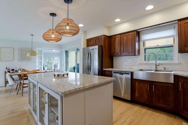 1601 E Ruby Lane, Bloomington, IN 47401