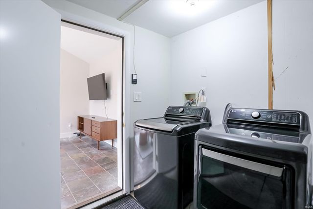 1601 E Ruby Lane, Bloomington, IN 47401