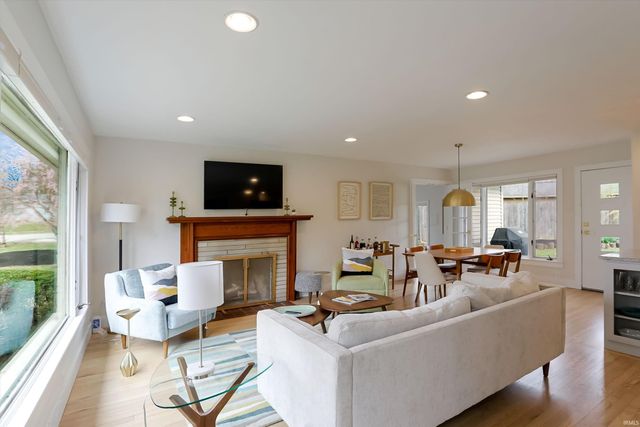 1601 E Ruby Lane, Bloomington, IN 47401