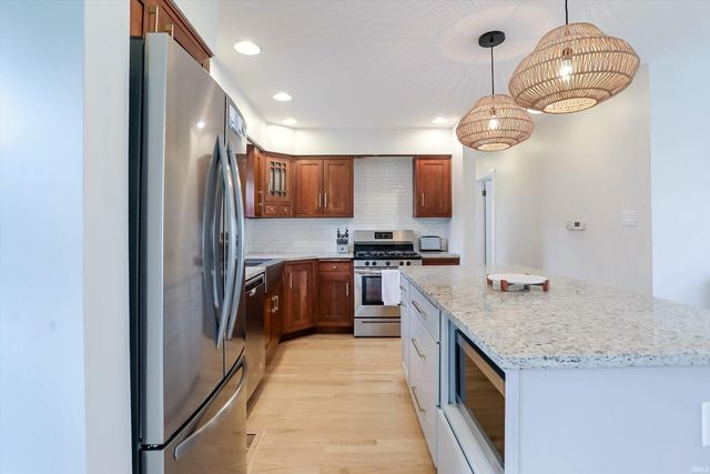 1601 E Ruby Lane, Bloomington, IN 47401