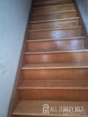 1160 Roosevelt Avenue, Carteret, NJ 07008